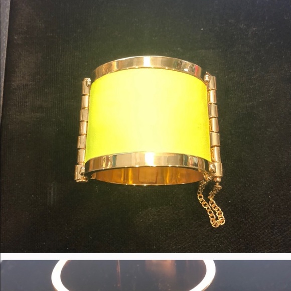 CC Skye Neon Yellow Cuff - Picture 4 of 5